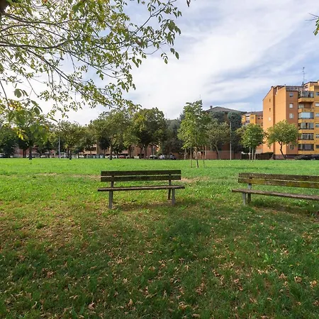 Charming Apt 4 Min Walk From The Bus Stop!